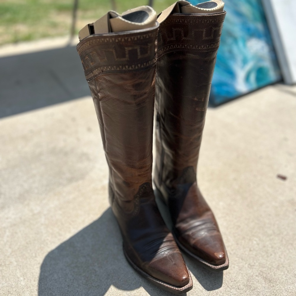 Ariat Boots (SAHARA)